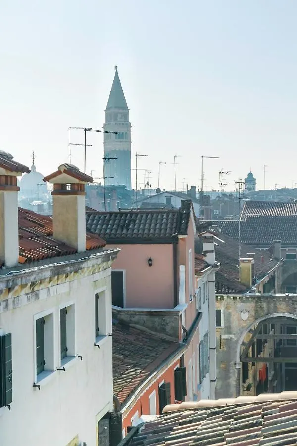 Rialto Canal View With Terrace And Balcony By Wonderful Italy Venise